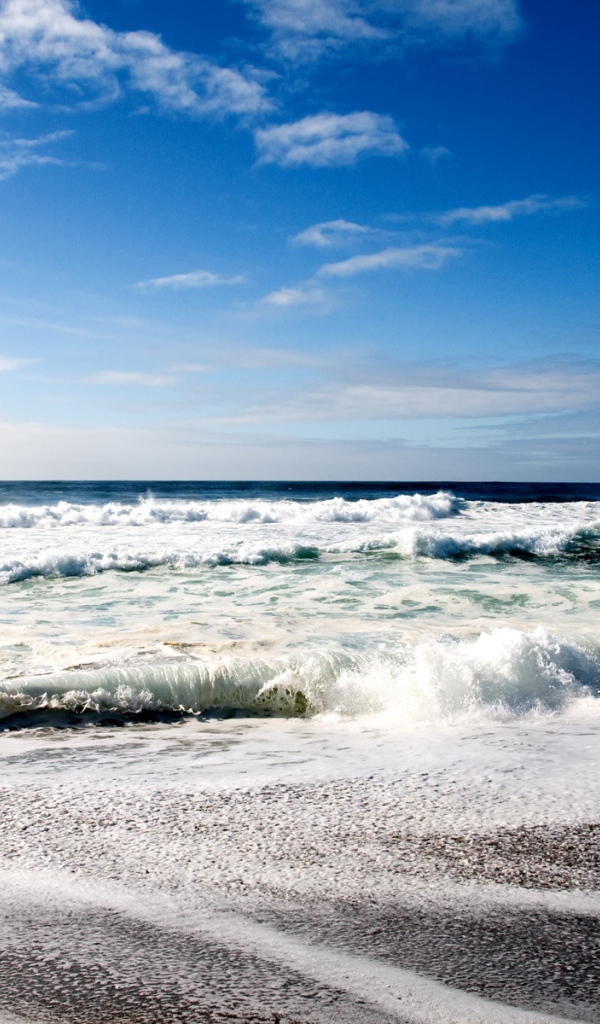 Крутой пляж