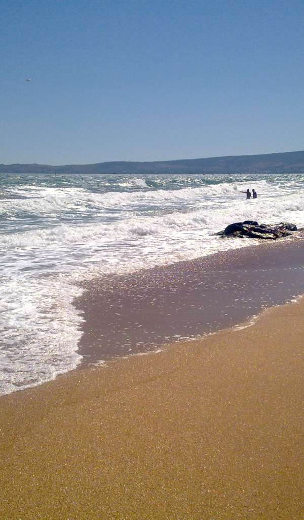 Золотой пляж в Феодосии