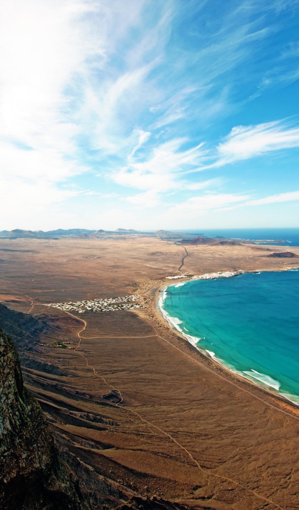 Пляж на острове