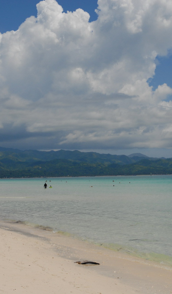 Белый пляж на Острове Боракай