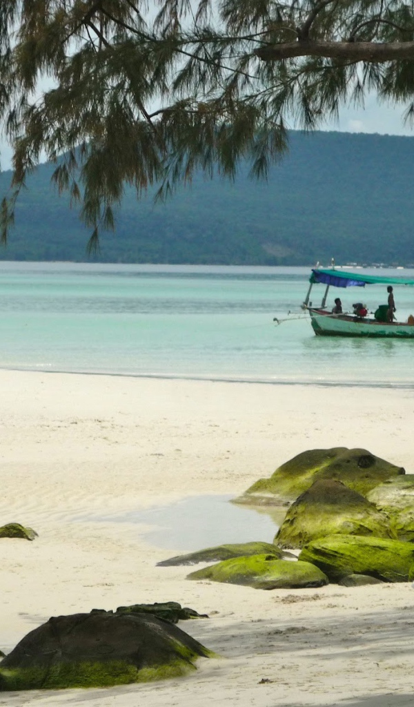 Белый пляж на Острове Миндоро