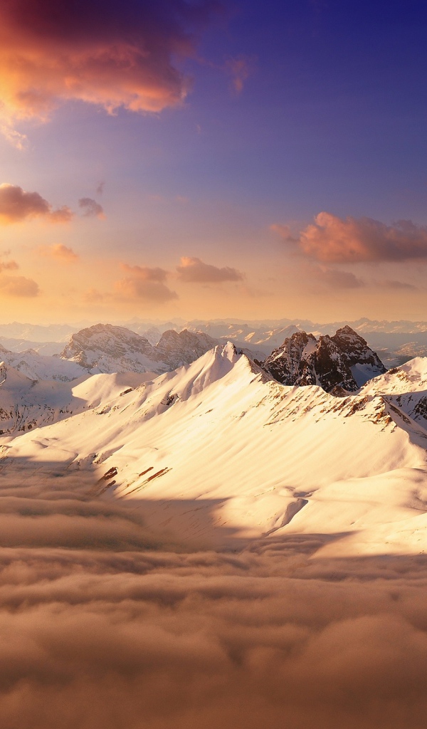 Горы выше облаков