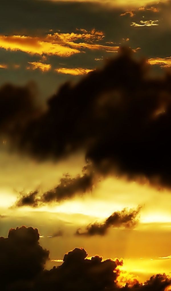 Черные облака