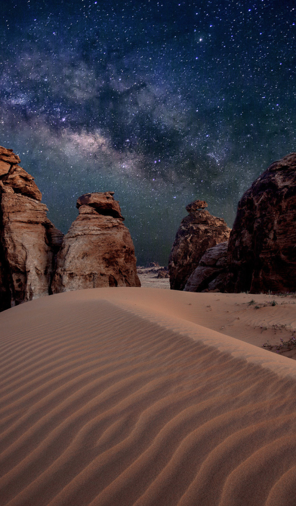 Скалы в пустыне