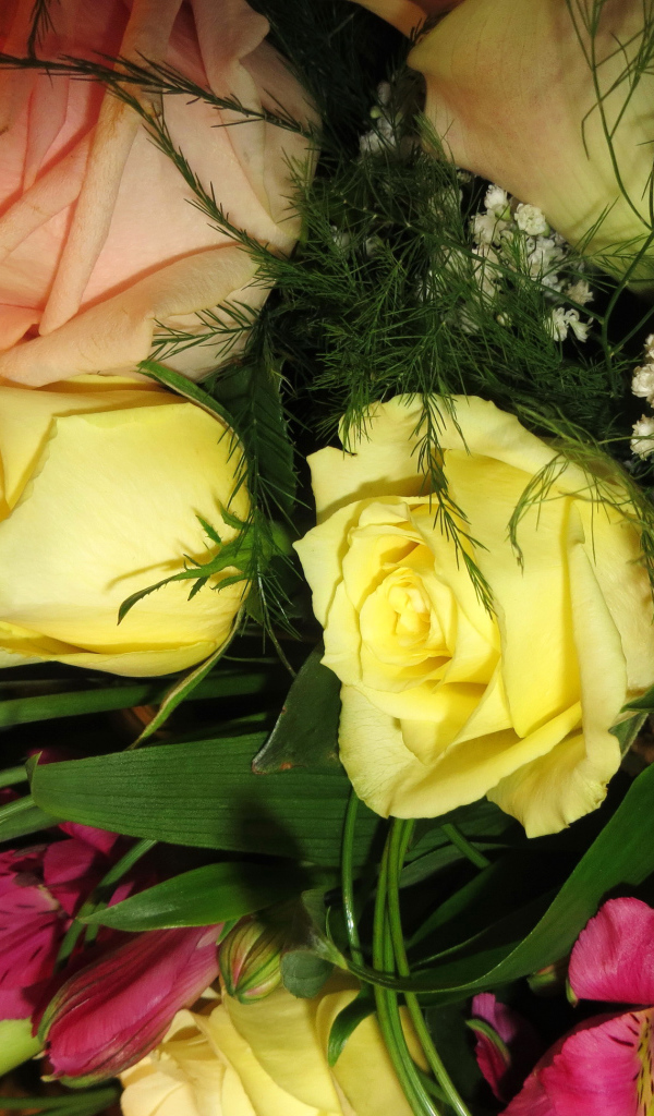 Красивый букет цветы эустома (ирландская роза) 