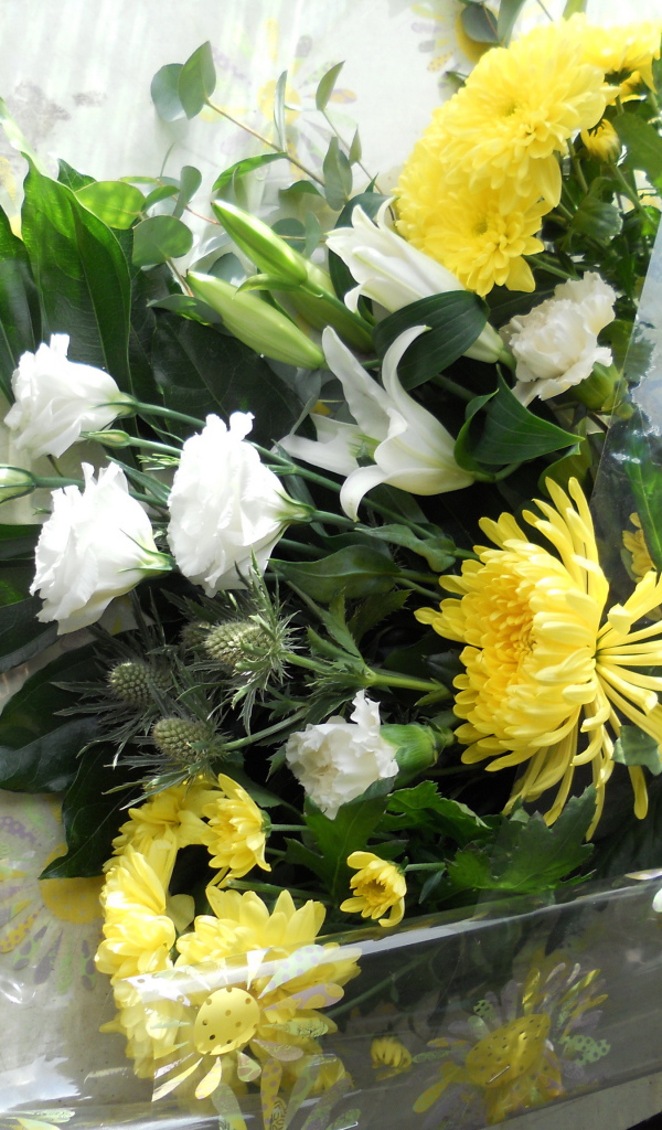 Красивый букет цветов хризантема