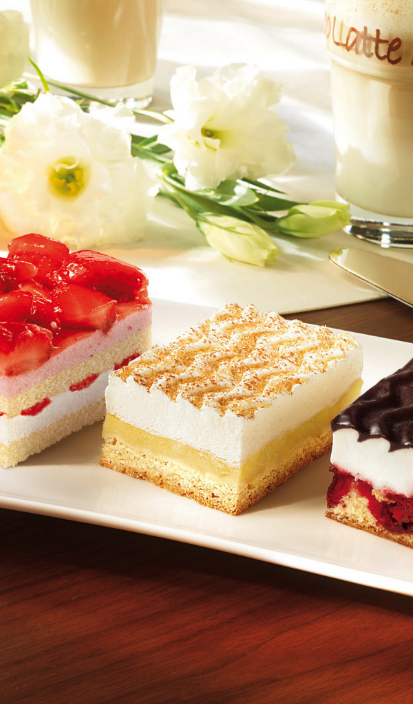 Сладости и цветы эустома (ирландская роза) 