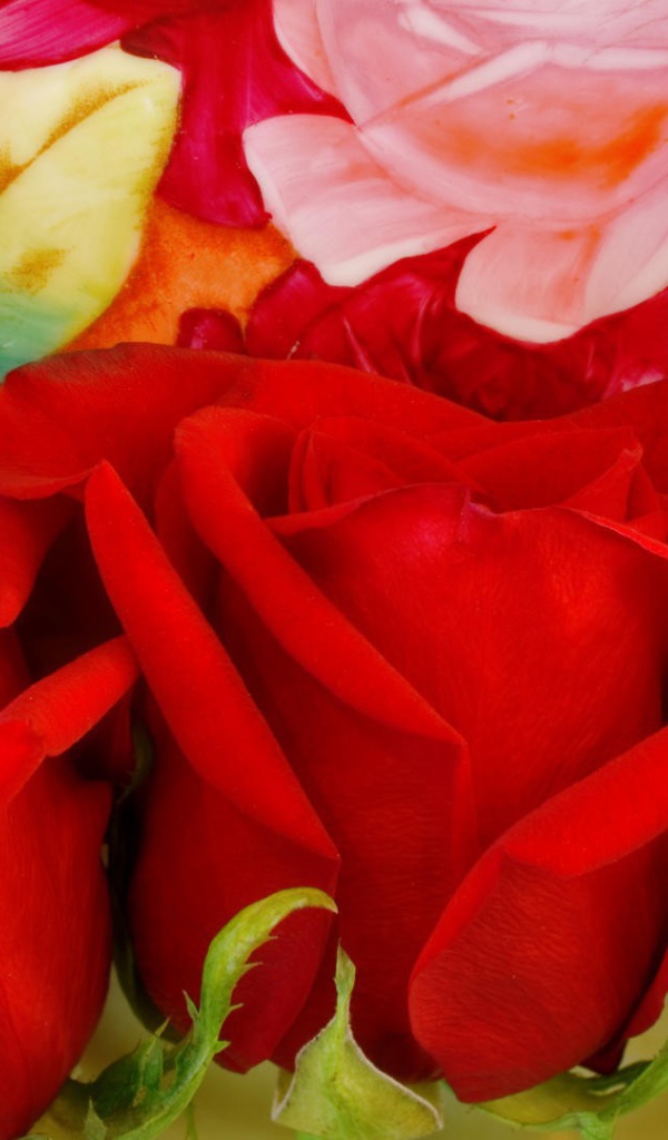 Три красных розы