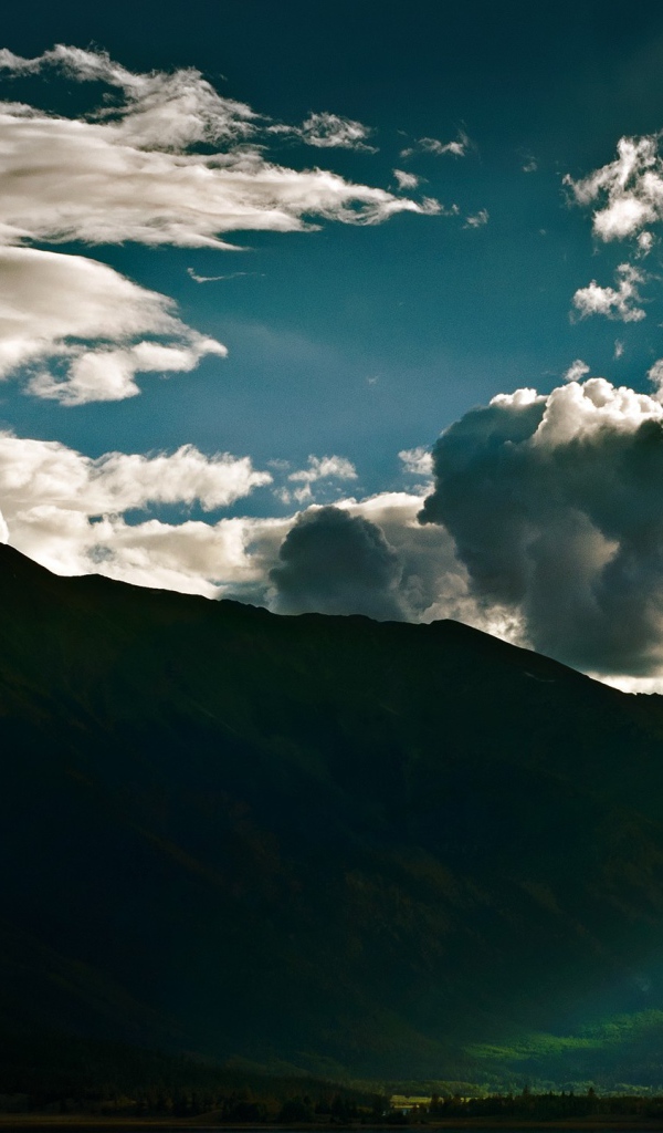 Облака над горами