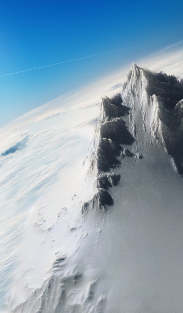 Заснеженная вершина 