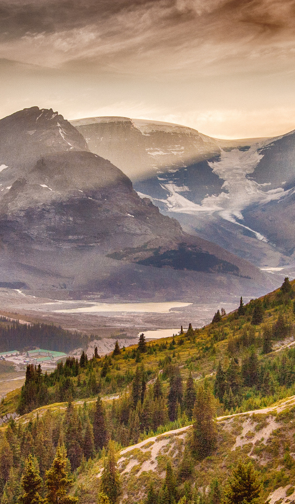 Закат над горами