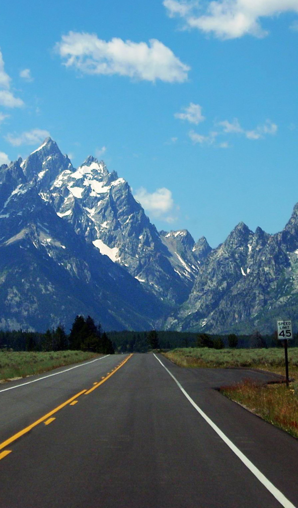 Дорога к снежным горам