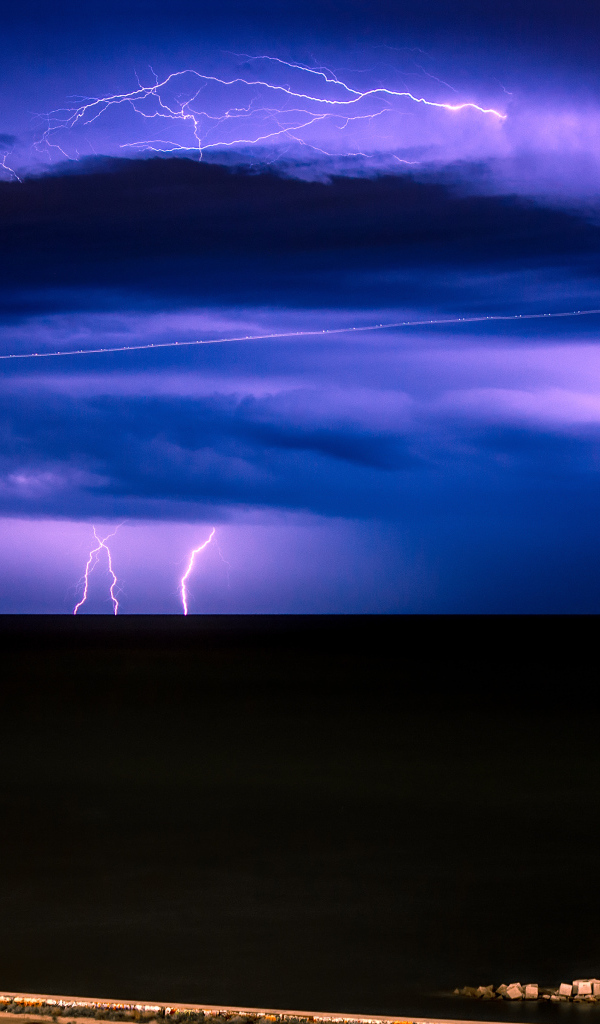 Молнии в Барселоне