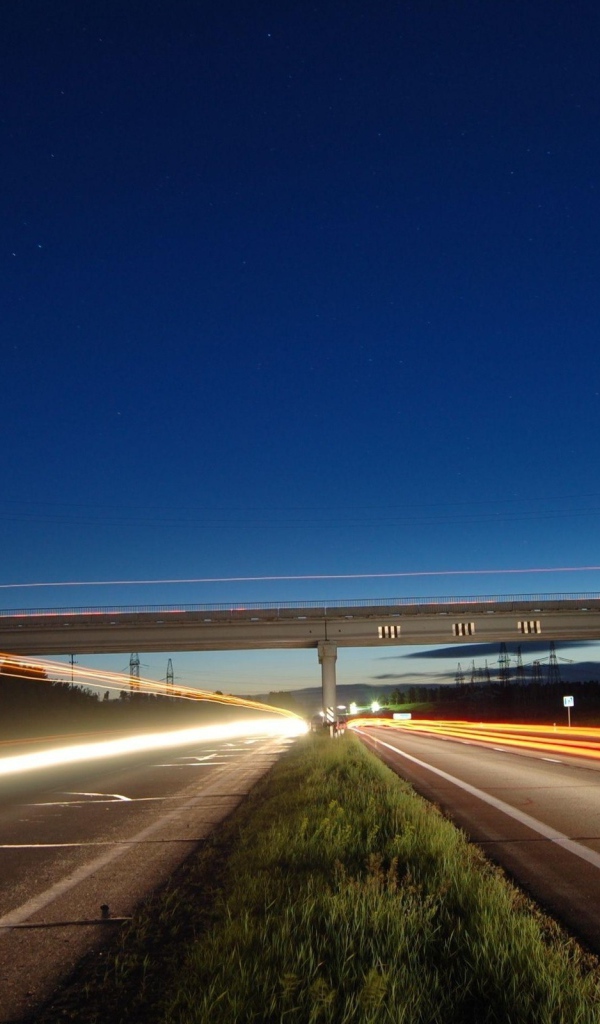 Ночная автомагистраль