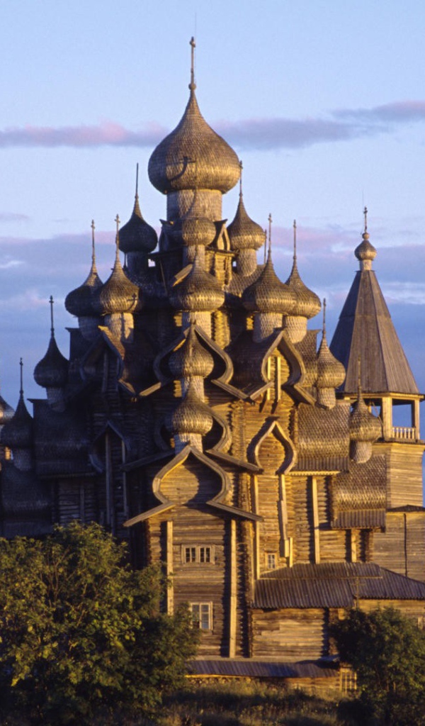 Деревянная церковь в России