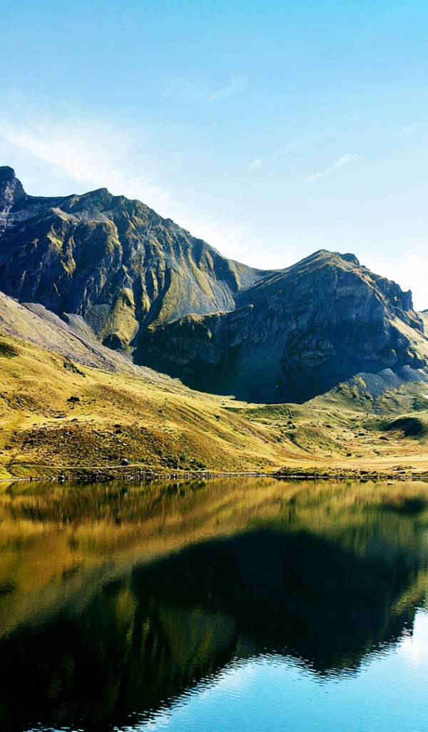 Озеро в Альпах