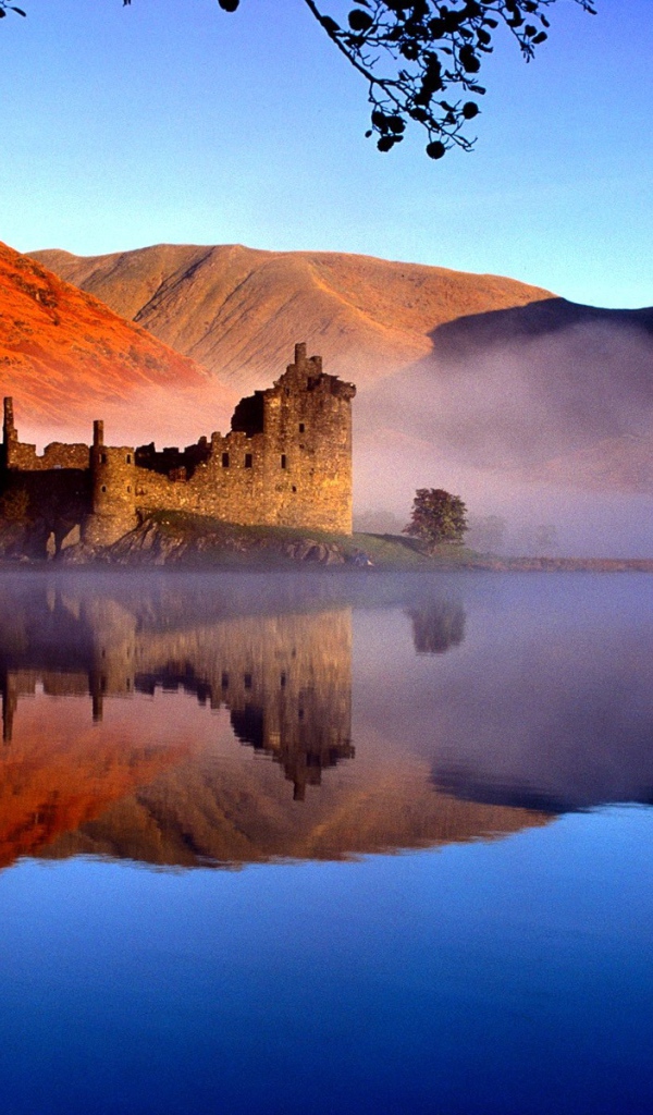 Руины старинной крепости