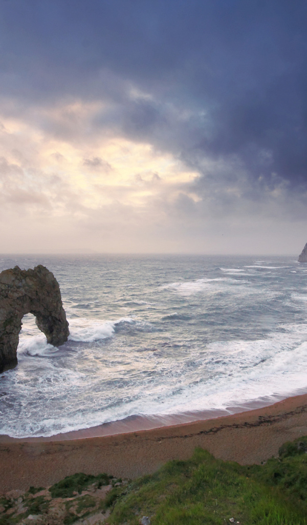 Арка в скале