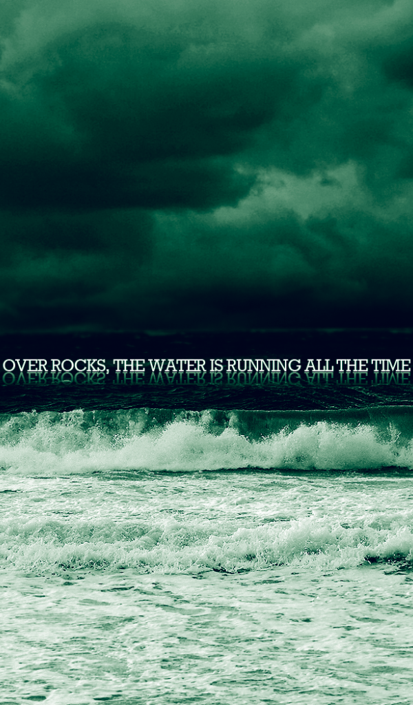 Облака в зеленом тоне