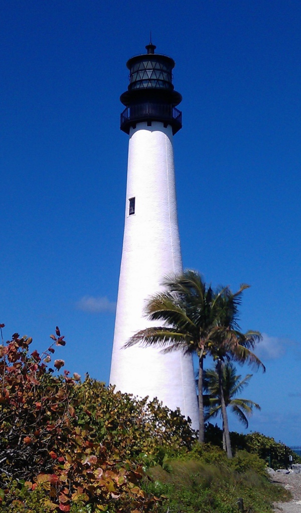Маяк на берегу Майями