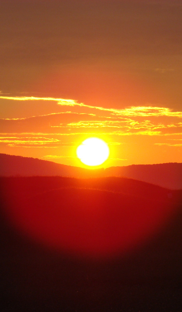 Весенний восход солнца