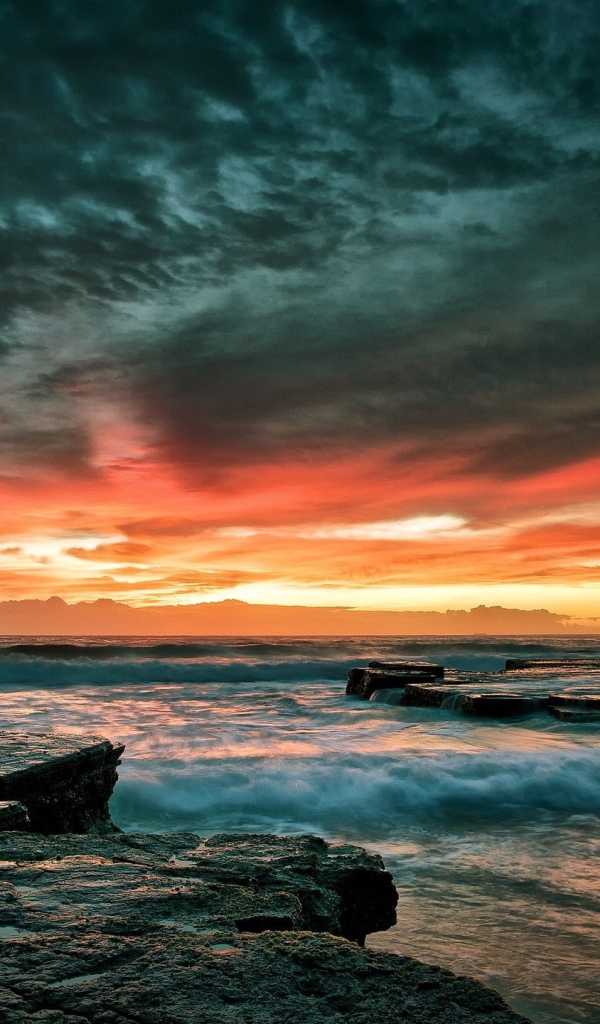 Закат на пляже в Австралии