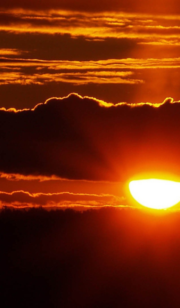 Солнце закрытое тучей