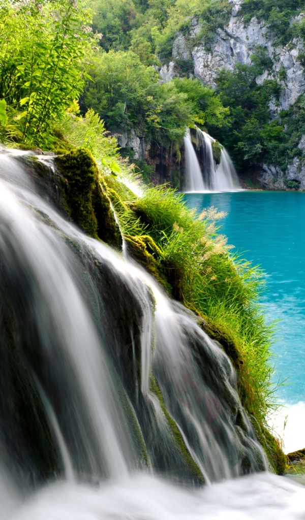 Водопад в национальном парке