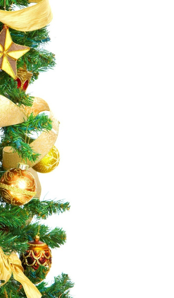 Игрушки и ленты на елке