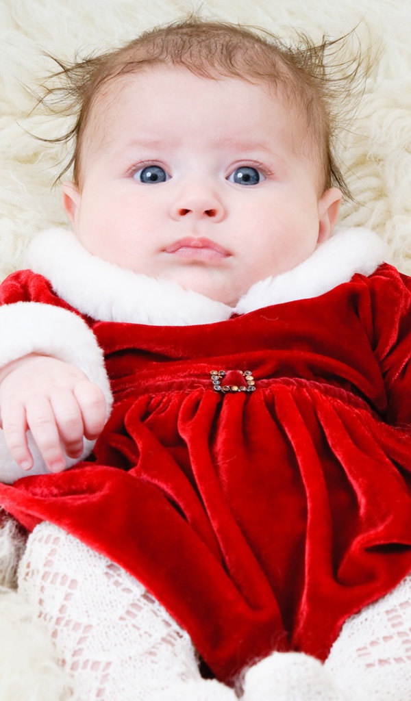 Очаровательная девочка