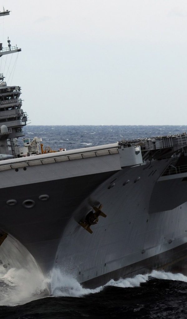 Крен авианосца