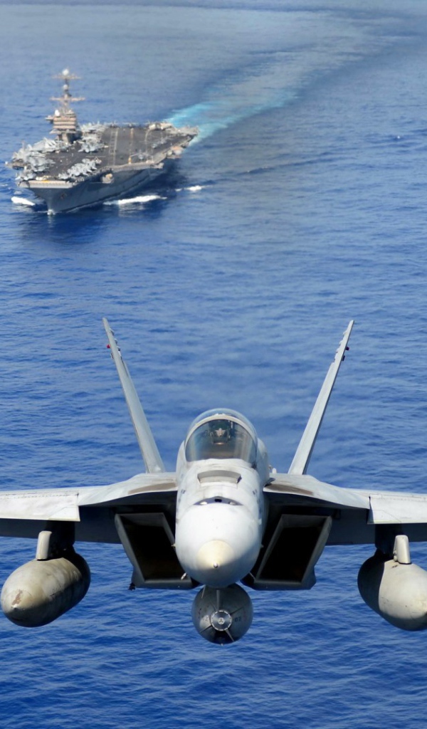 Взлет истребителя с авианосца