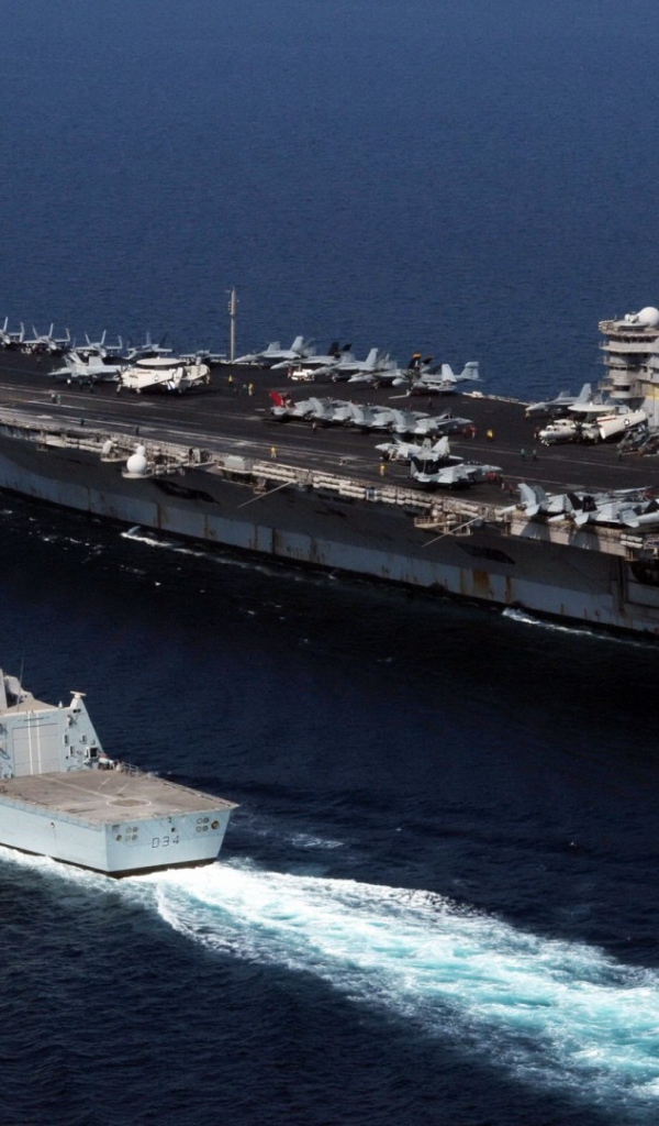 Два корабля ВМФ США