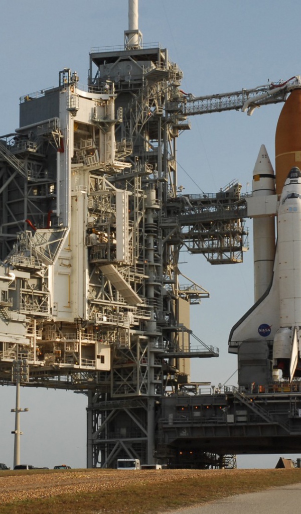 Шаттл на стартовой площадке