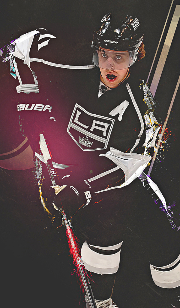 Анже Копитар на черном фоне