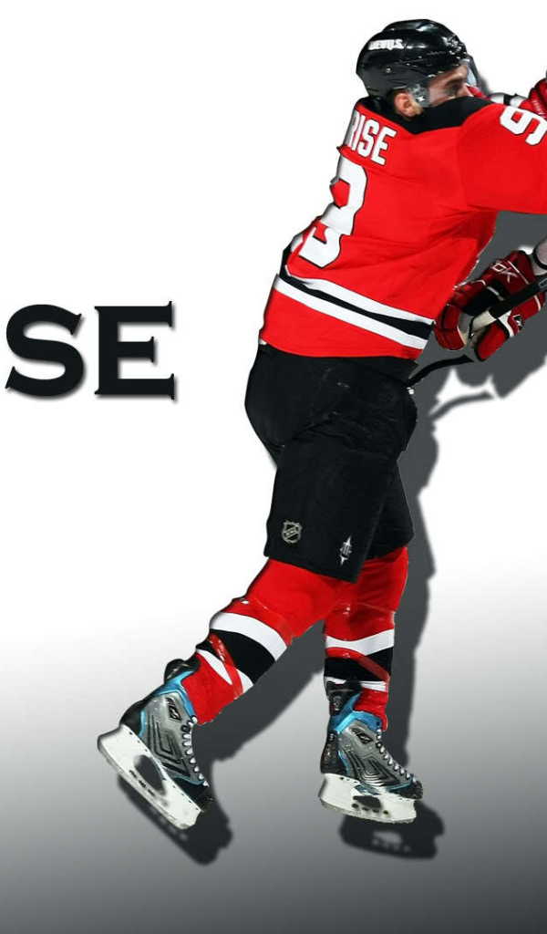 Лучший игрок НХЛ Зак Паризе борется с другим игроком