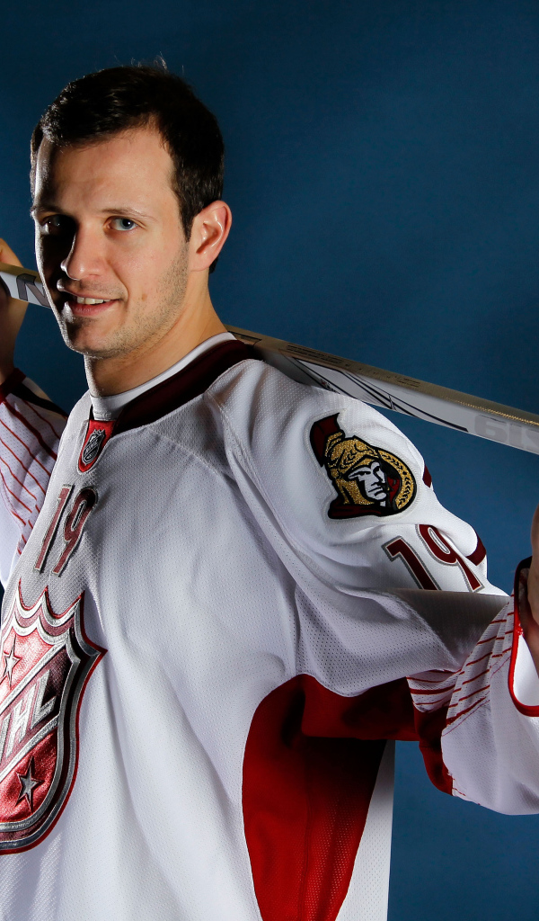 Хоккеист Джейсон Спецца