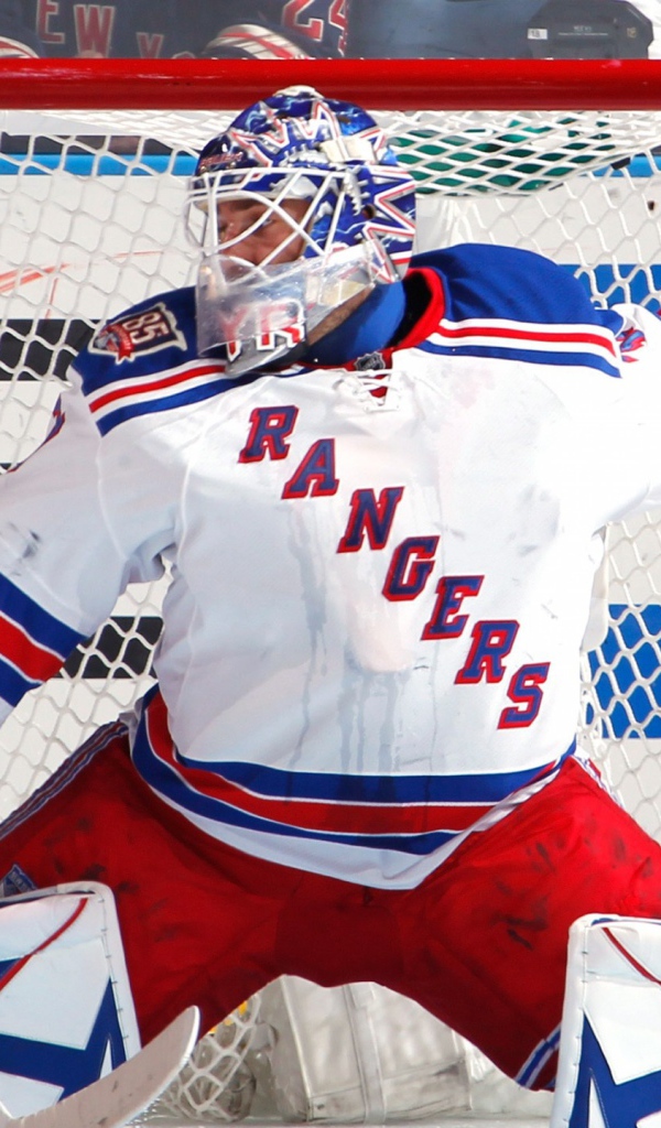 Хоккеист Нью-Йорк Рейнджерс Хенрик Лундквист