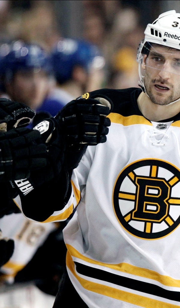 Хоккеист Патрис Бержерон