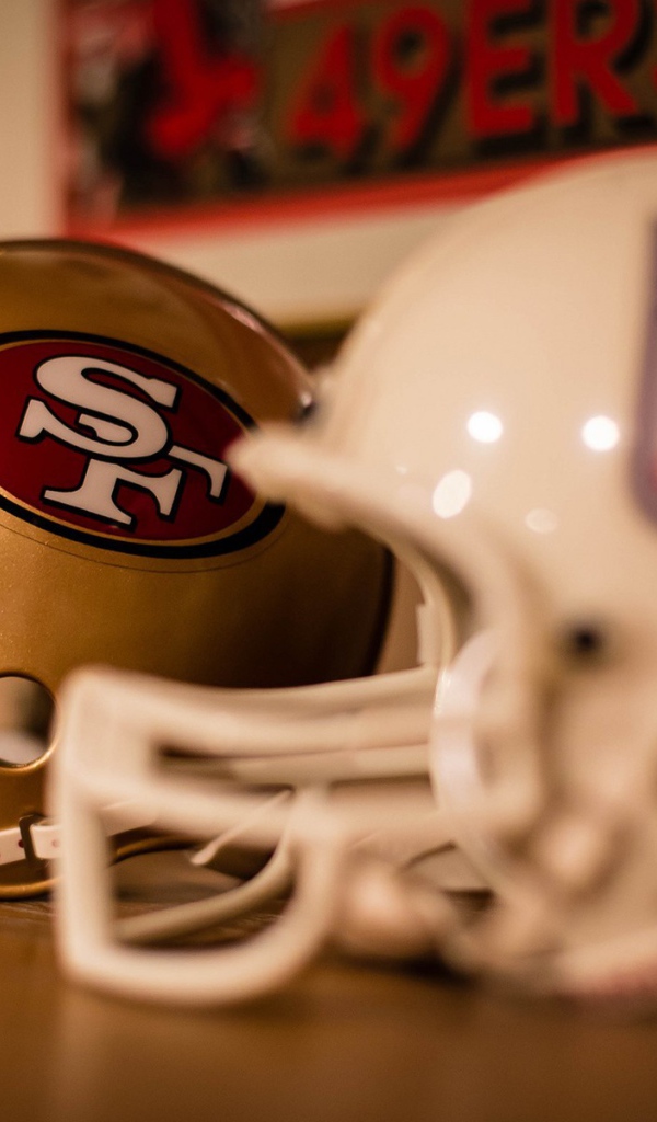 Шлем для игры