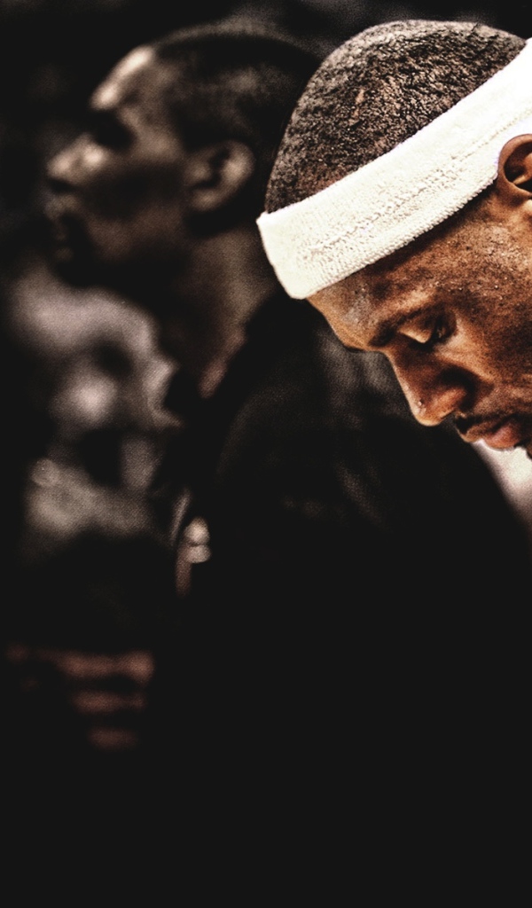 Баскетболист Леброн