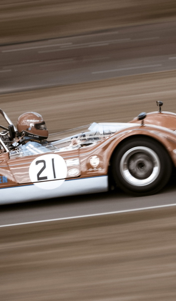 Спортивные гонки на автомобилях