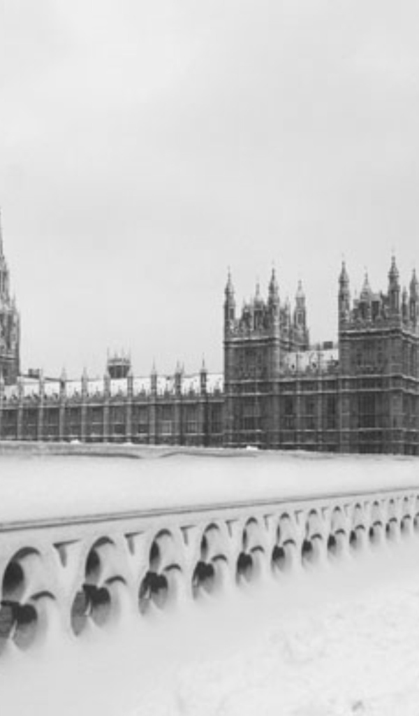 Snow in London Big Ben
