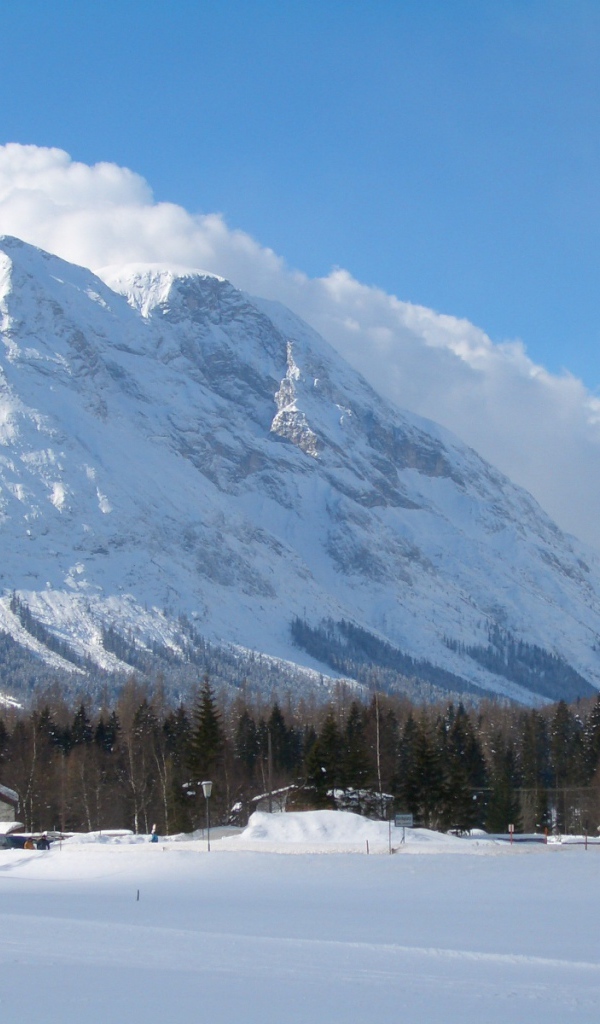 Альпы на курорте Зеефельд, Австрия