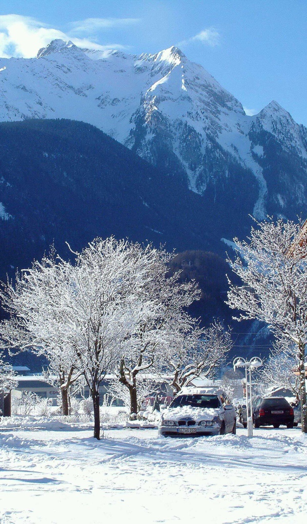 Альпы на горнолыжном курорте Майрхофен, Австрия