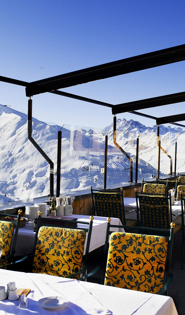 Кафе на горнолыжном курорте Ишгль, Австрия