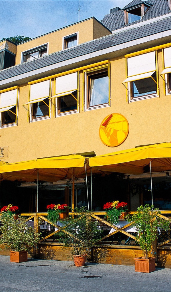 Кафе на курорте Лиенц, Австрия