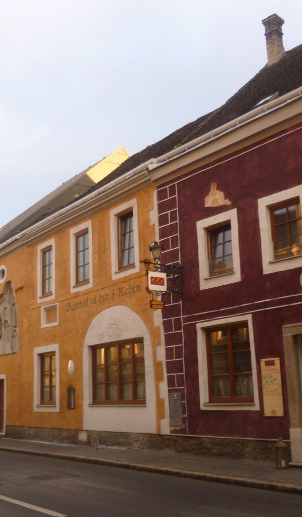 Городская улица в городе Гайнберг, Австрия