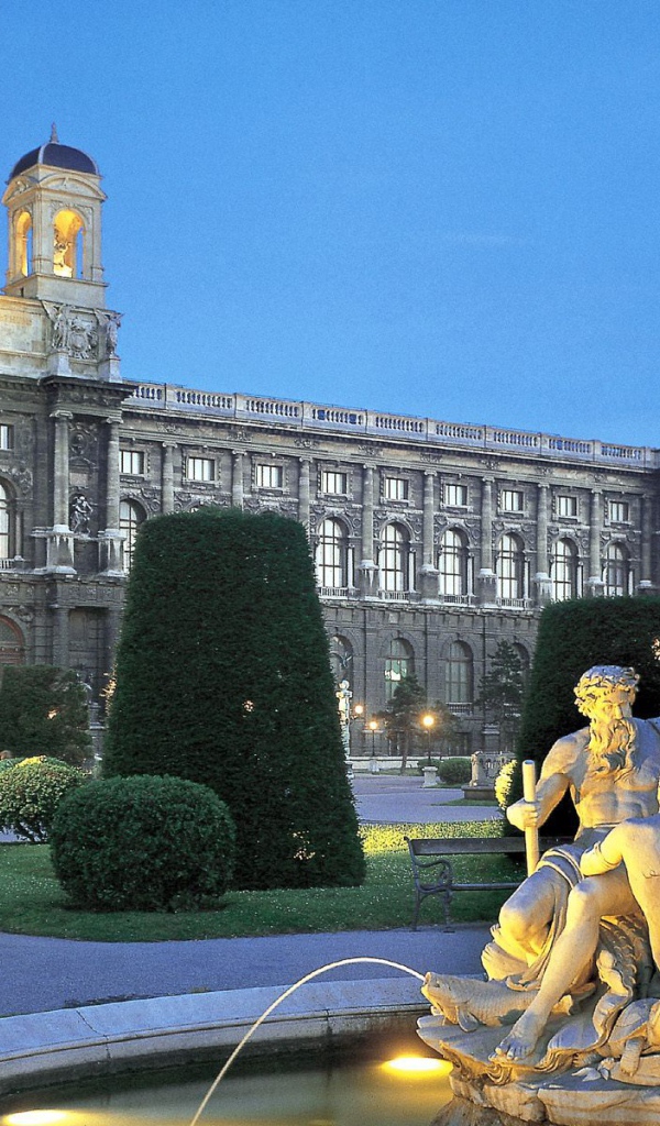 Фонтан в городе Вена, Австрия