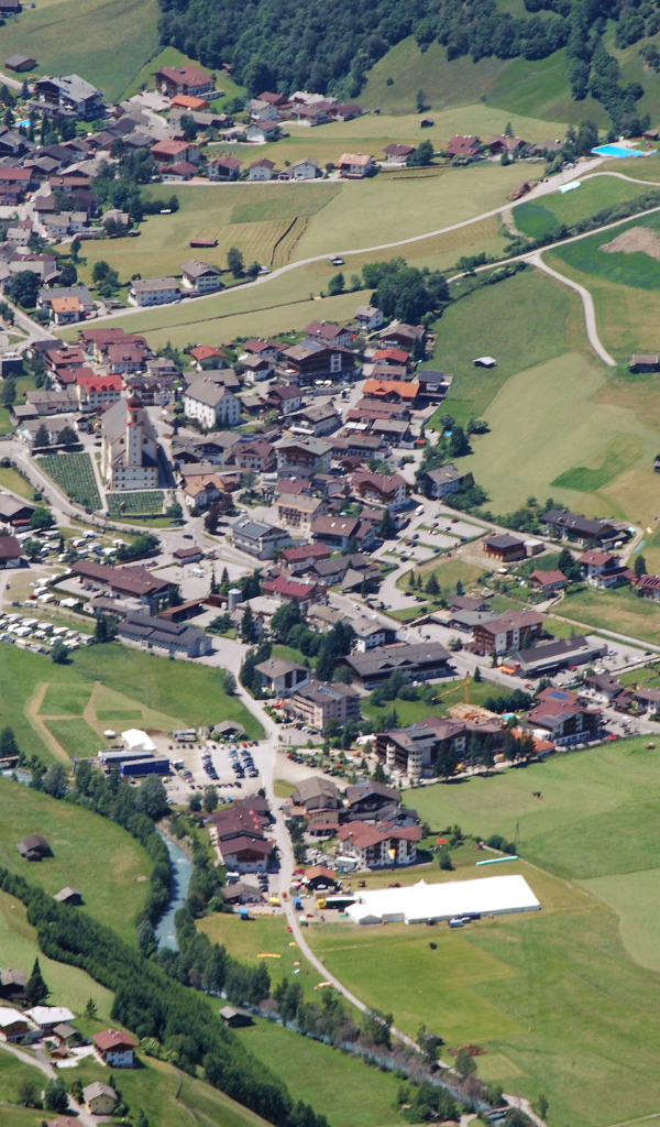 Панорама в городе Нойштифт, Австрия